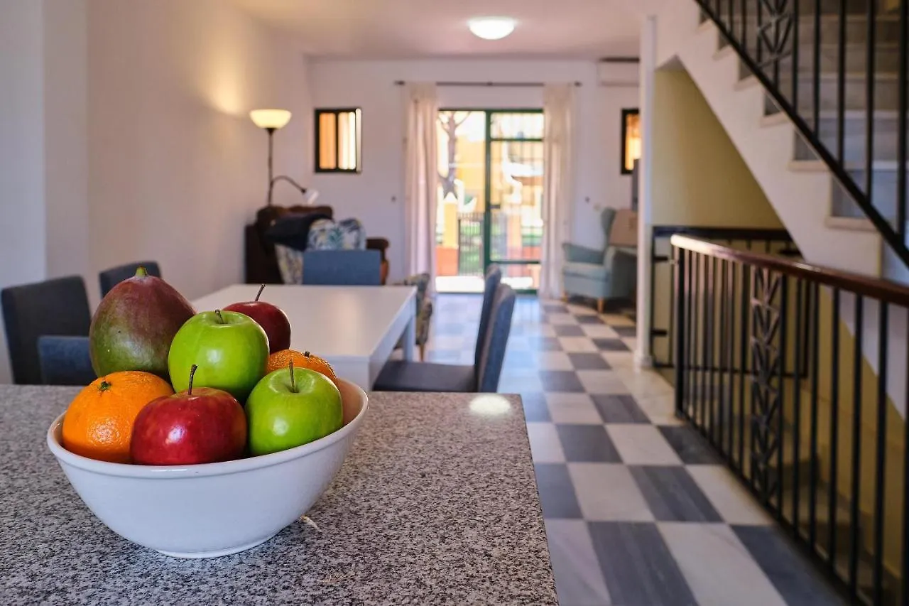 הוילה צ'יקלנה דה לה פרונטרה Casa Marisa Sancti Petri בית נופש