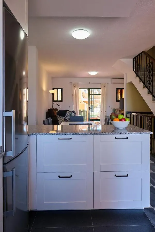 בית נופש הוילה צ'יקלנה דה לה פרונטרה Casa Marisa Sancti Petri