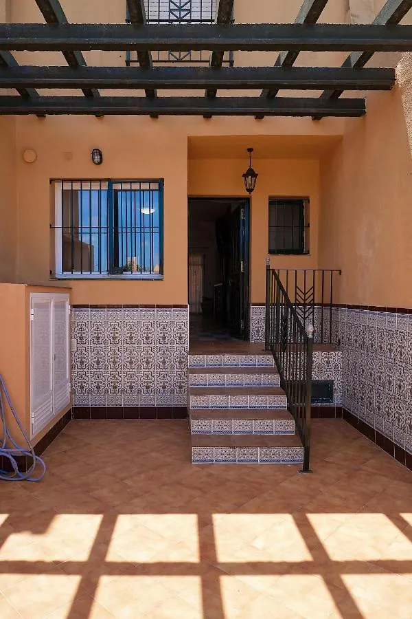 הוילה צ'יקלנה דה לה פרונטרה Casa Marisa Sancti Petri בית נופש